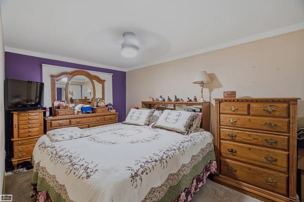 25842 Jeanette Court Street Roseville City, MI 48066