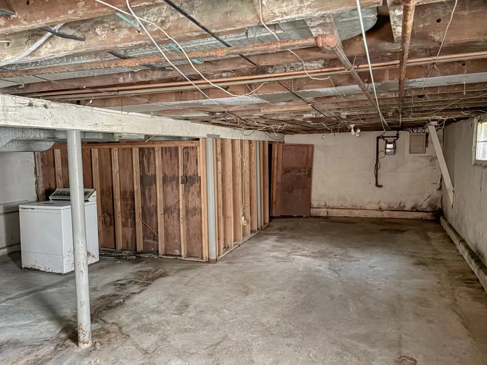 334 E Baltimore Boulevard Flint City, MI 48505