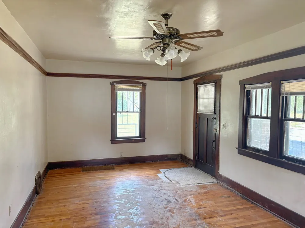 334 E Baltimore Boulevard Flint City, MI 48505