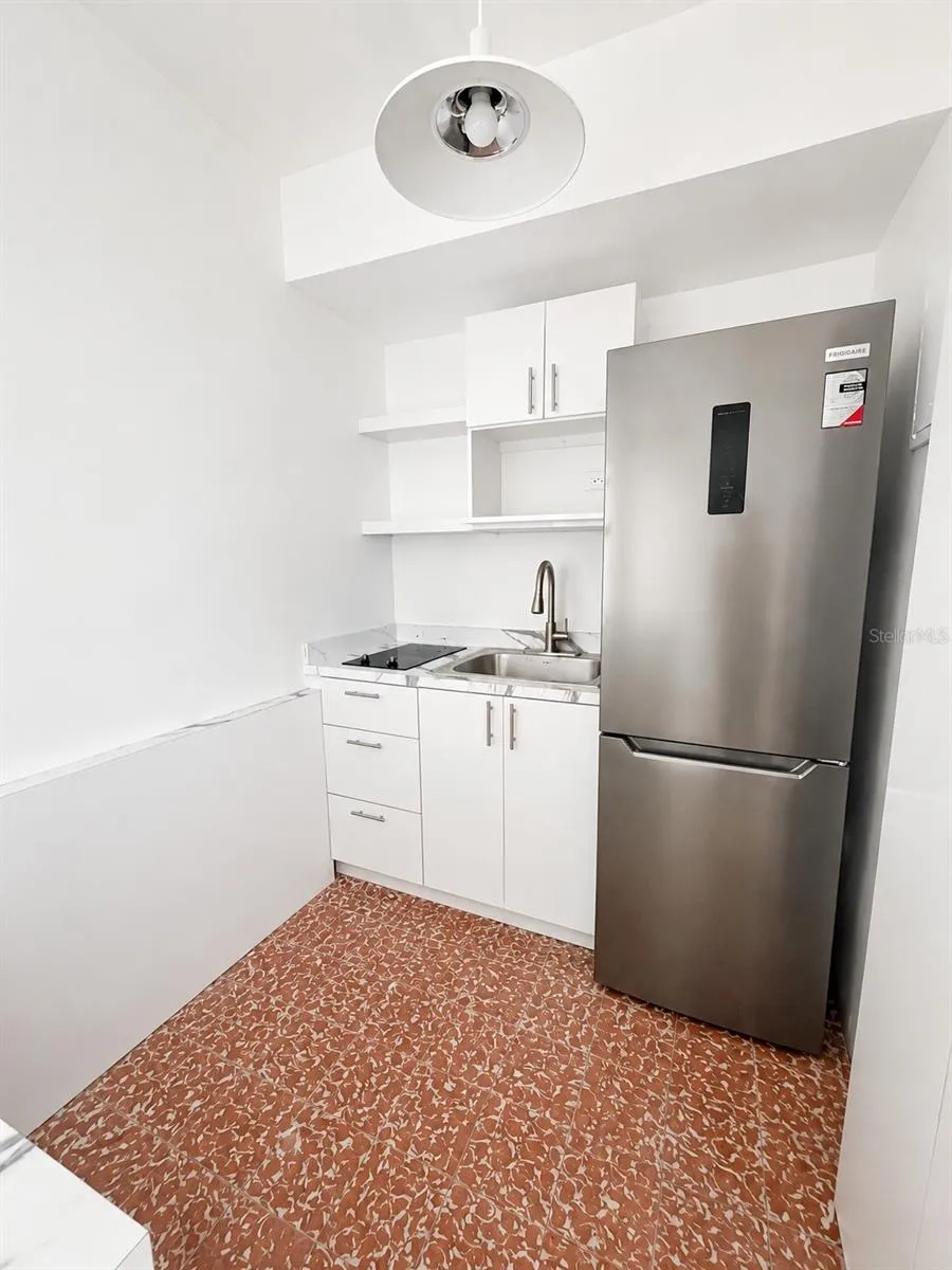 2844 AVE. ROOSEVELT #303 Ponce, PR 00716