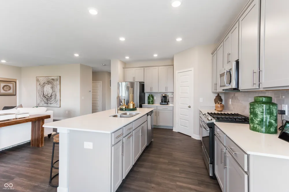 194 Riley Rae Way McCordsville, IN 46055