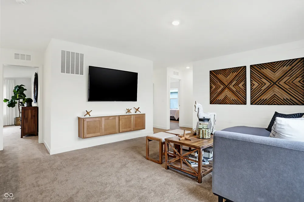 2414 Argentum Springs Drive Avon, IN 46123
