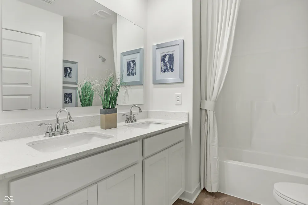 2414 Argentum Springs Drive Avon, IN 46123