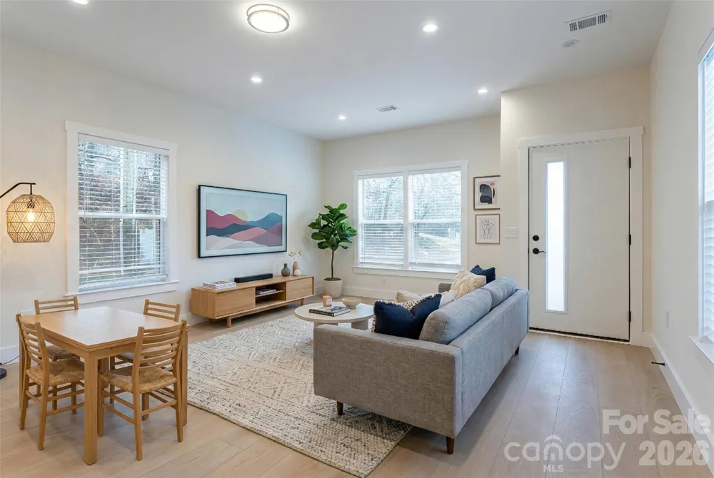 4 & 10 Wyndom Lane Asheville, NC 28805