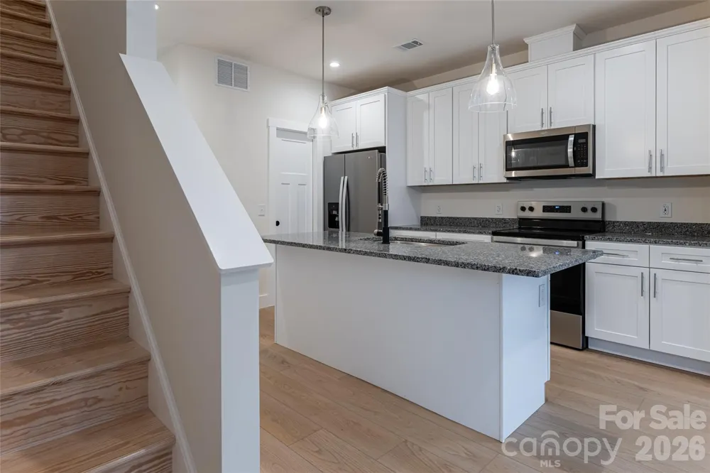 4 & 10 Wyndom Lane Asheville, NC 28805