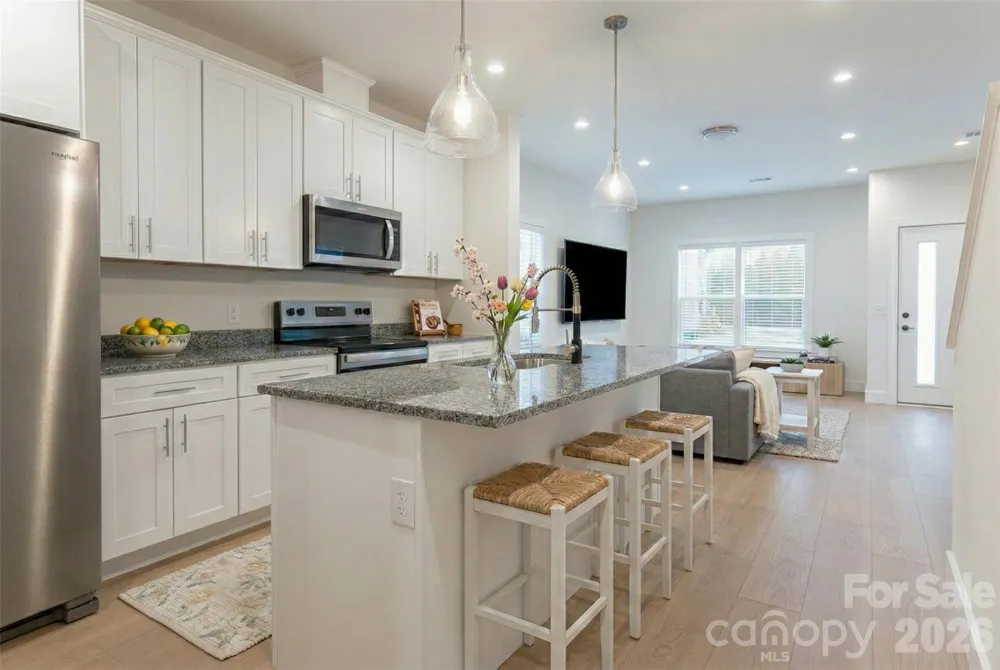 4 & 10 Wyndom Lane Asheville, NC 28805