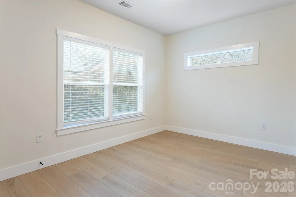 4 & 10 Wyndom Lane Asheville, NC 28805