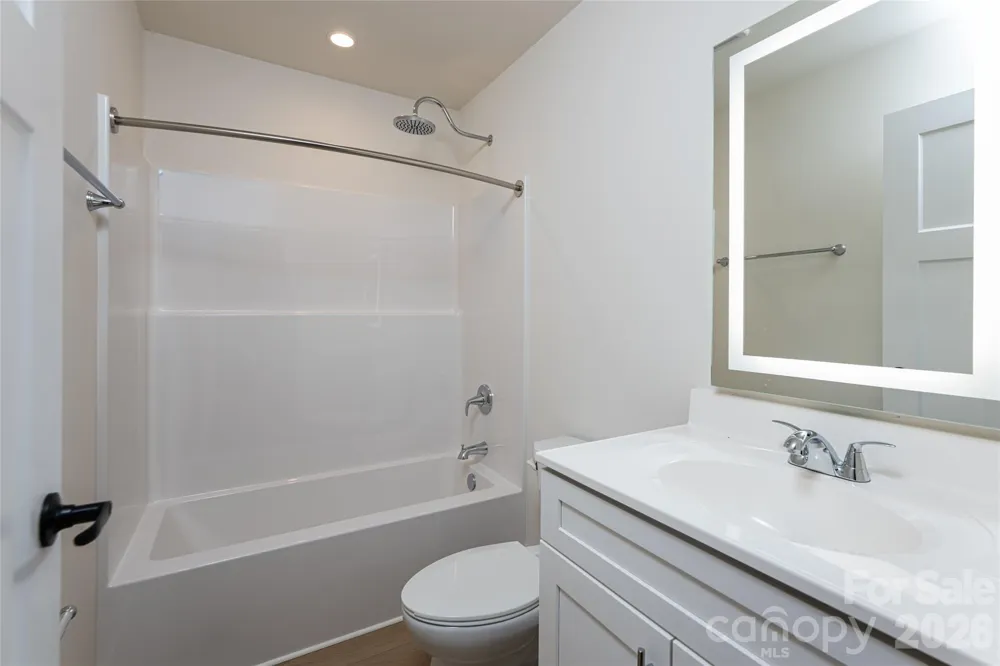 4 & 10 Wyndom Lane Asheville, NC 28805