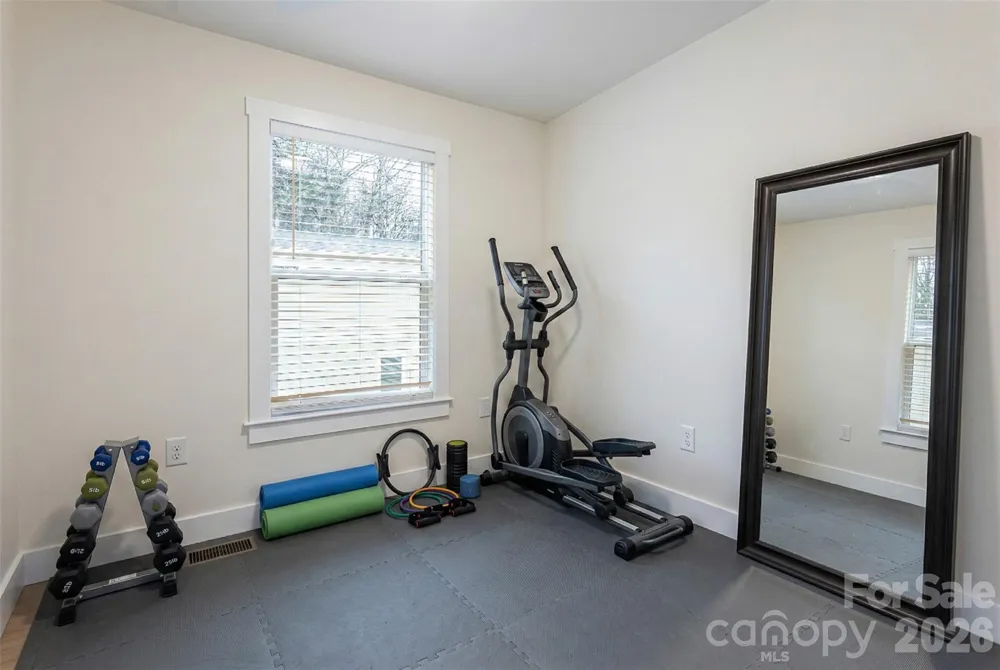 4 & 10 Wyndom Lane Asheville, NC 28805