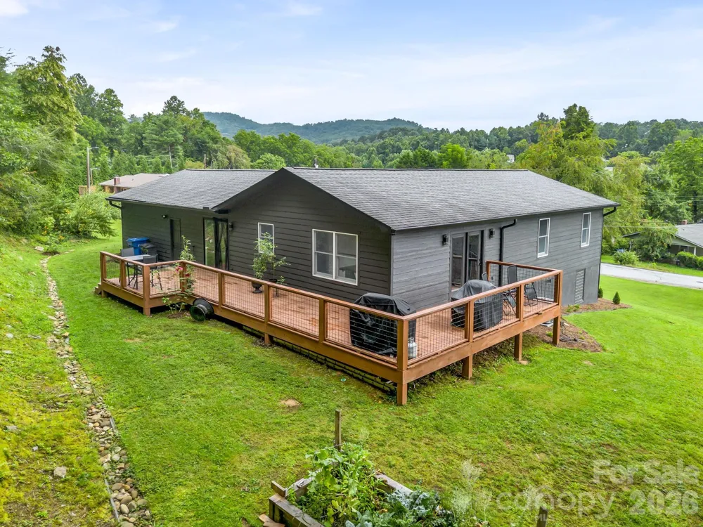 89 Hillview Circle Brevard, NC 28712