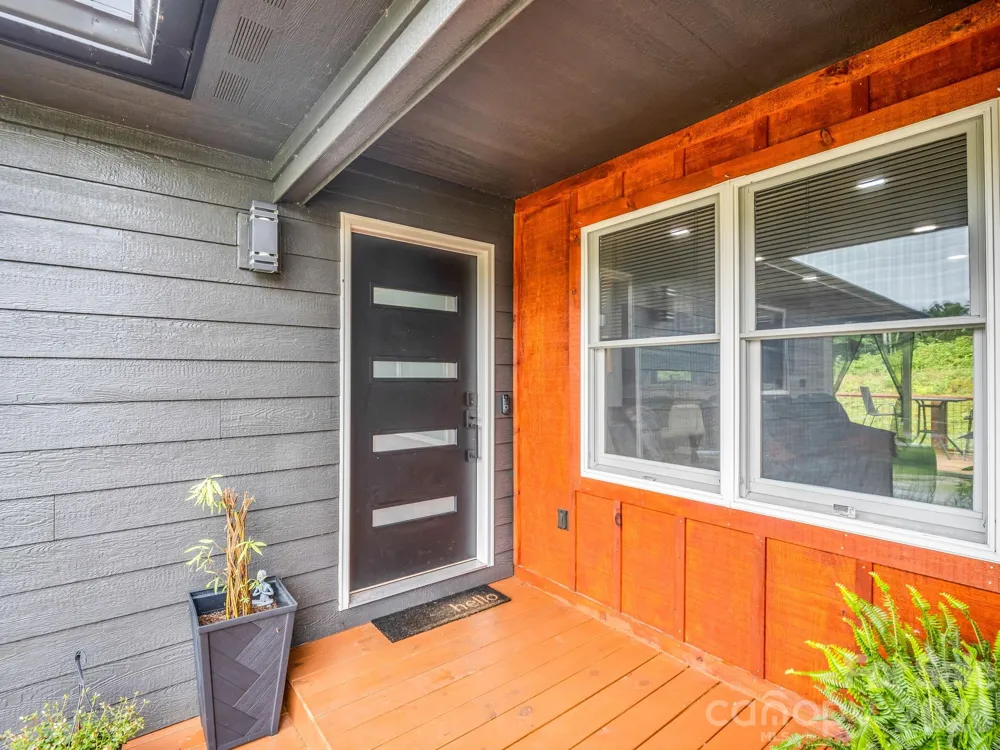 89 Hillview Circle Brevard, NC 28712