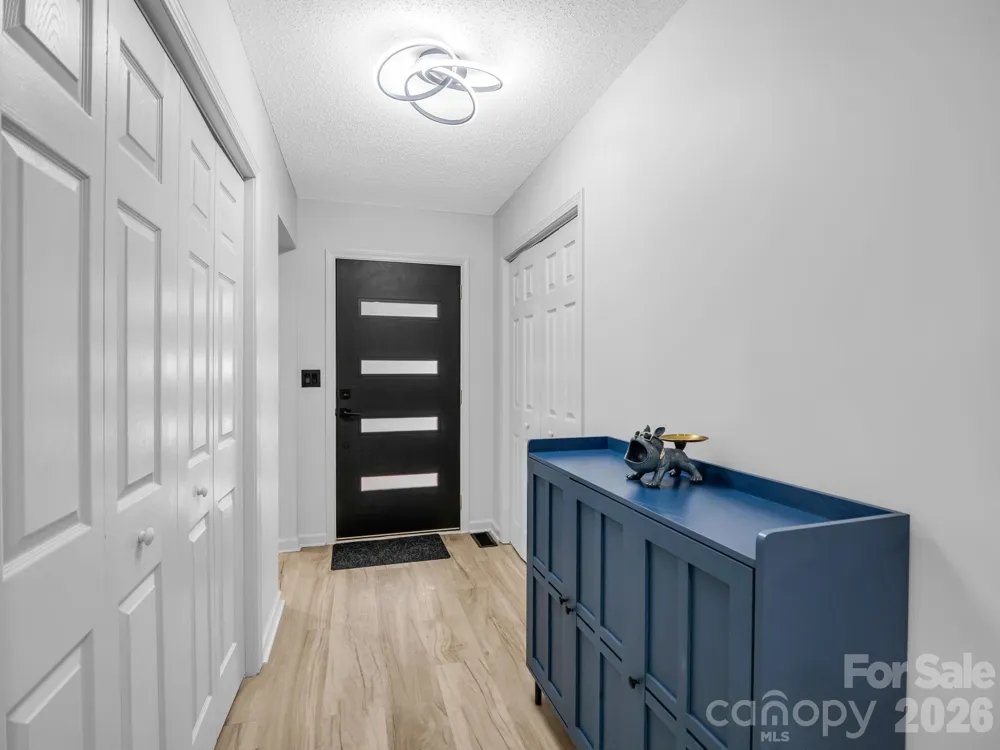 89 Hillview Circle Brevard, NC 28712