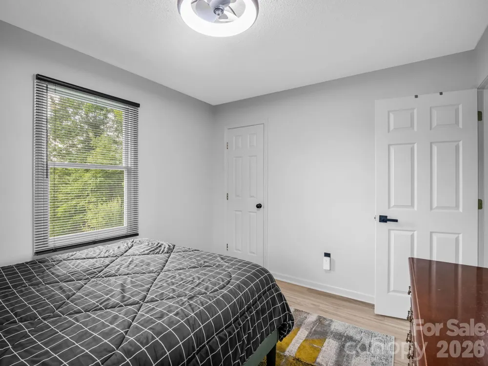 89 Hillview Circle Brevard, NC 28712