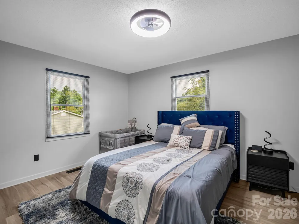 89 Hillview Circle Brevard, NC 28712