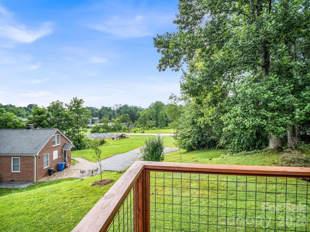 89 Hillview Circle Brevard, NC 28712