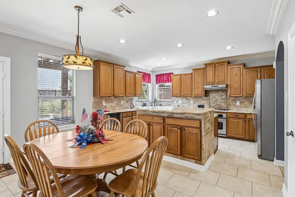 5804 Silver Leaf Drive McKinney, TX 75070