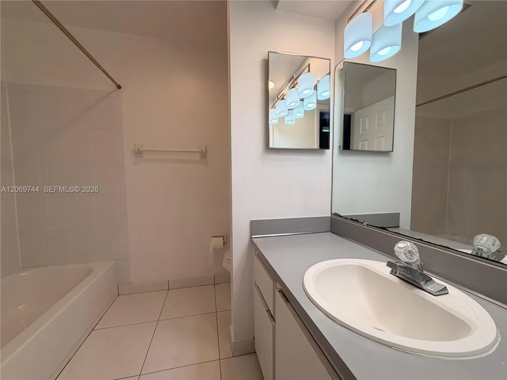4004 SW 68th Ln #17-J Miramar, FL 33023