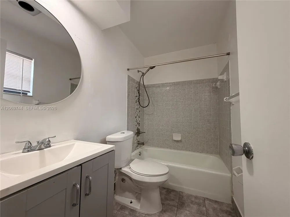 4004 SW 68th Ln #17-J Miramar, FL 33023