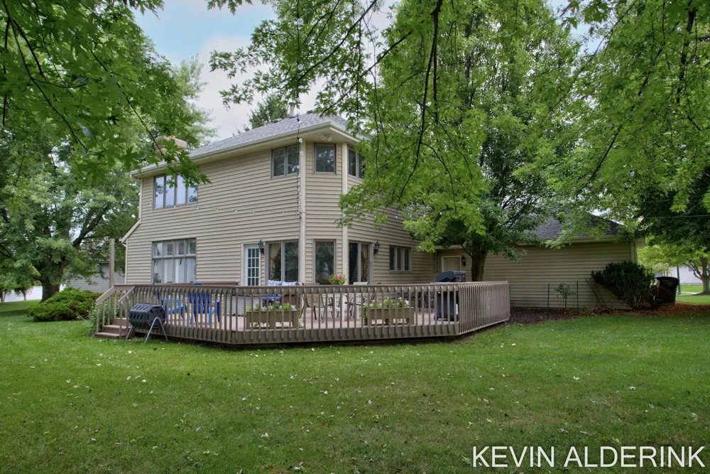 1305 Augusta Court W Holland City, MI 49423