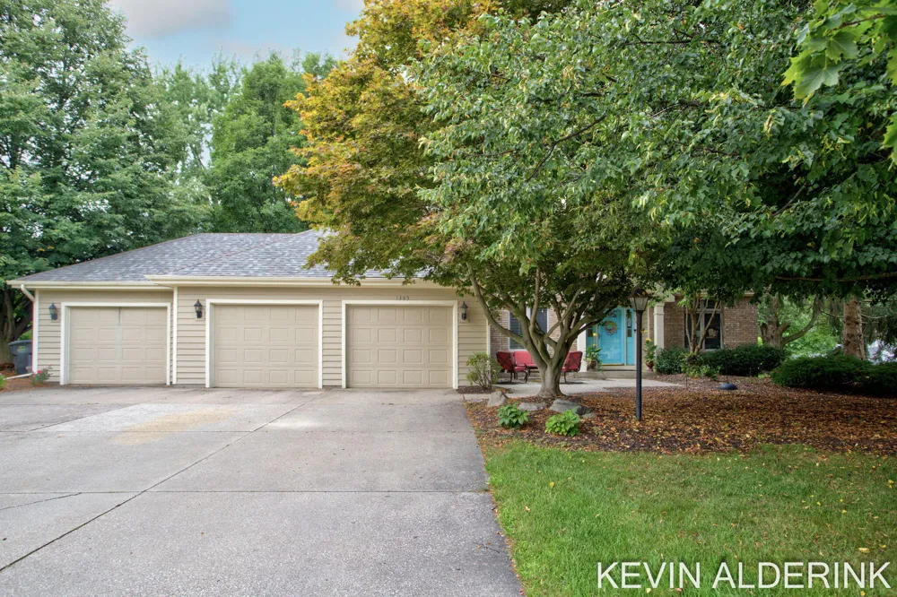 1305 Augusta Court W Holland City, MI 49423