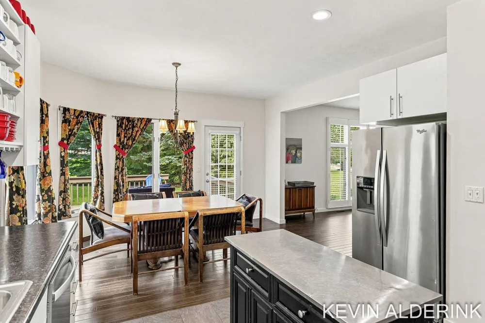 1305 Augusta Court W Holland City, MI 49423