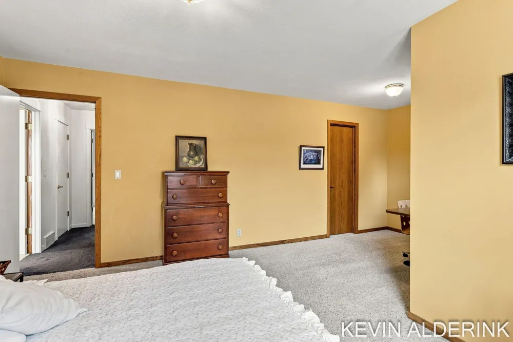 1305 Augusta Court W Holland City, MI 49423