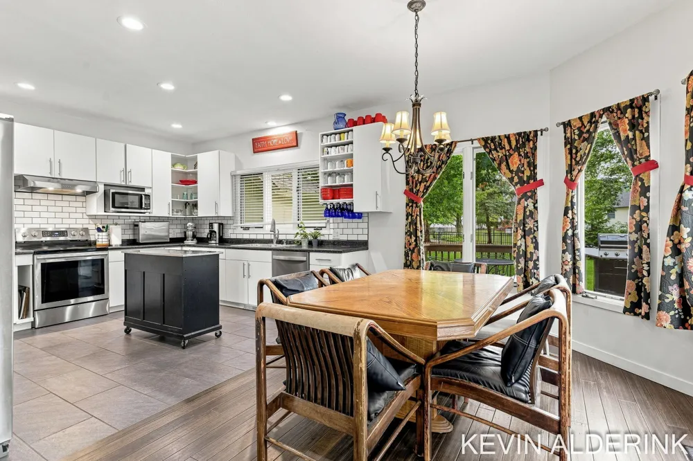 1305 Augusta Court W Holland City, MI 49423