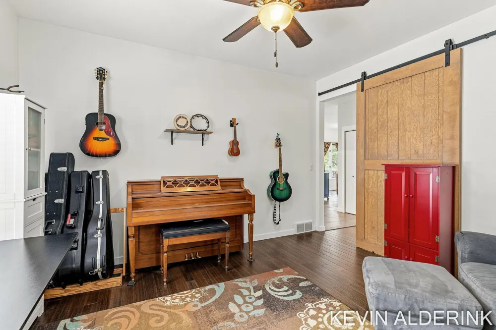 1305 Augusta Court W Holland City, MI 49423