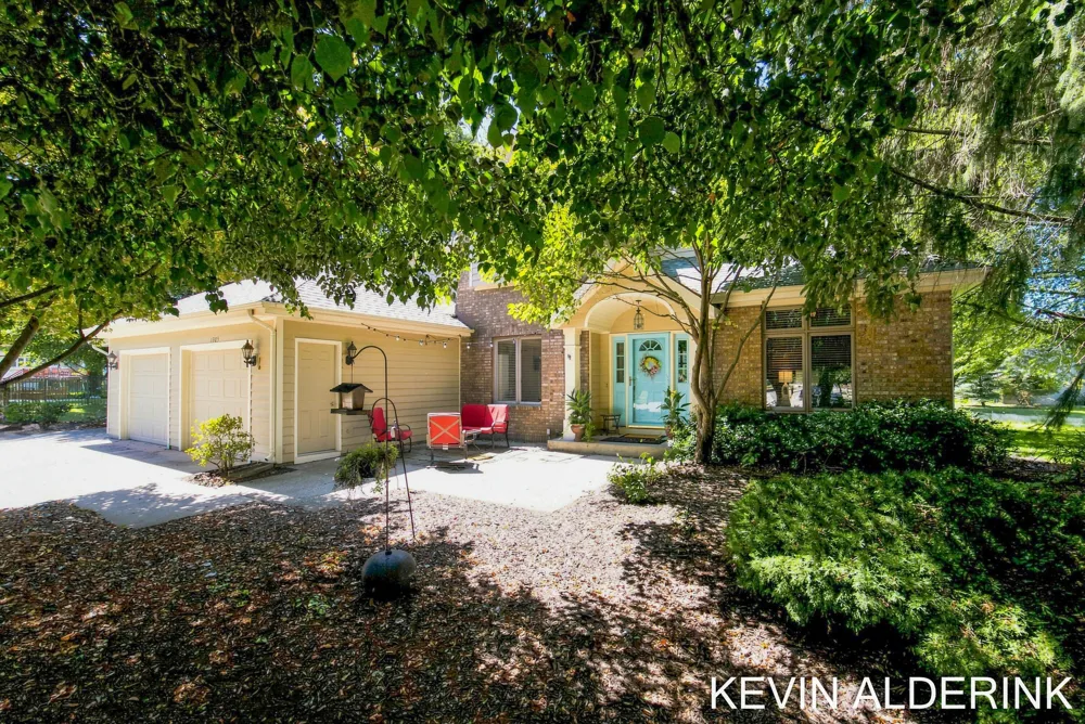 1305 Augusta Court W Holland City, MI 49423