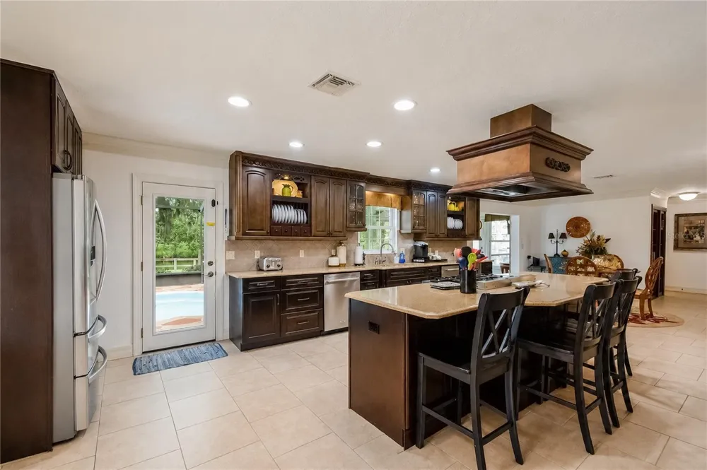 2178 WATERSEDGE DRIVE Crystal River, FL 34429