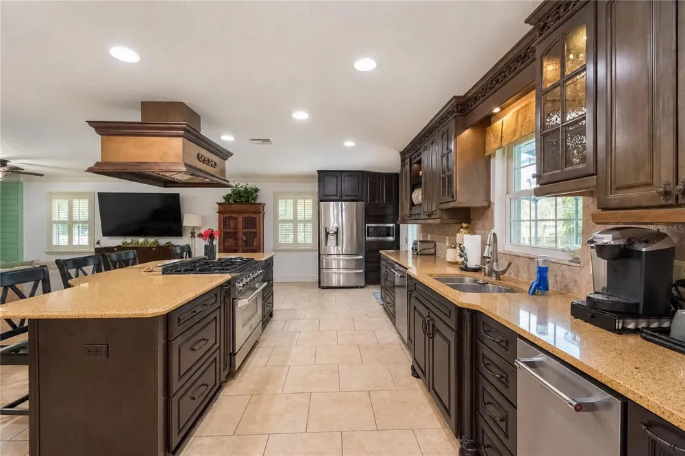 2178 WATERSEDGE DRIVE Crystal River, FL 34429