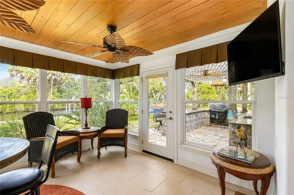 2178 WATERSEDGE DRIVE Crystal River, FL 34429