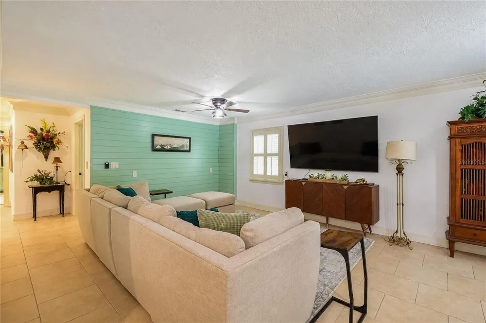 2178 WATERSEDGE DRIVE Crystal River, FL 34429
