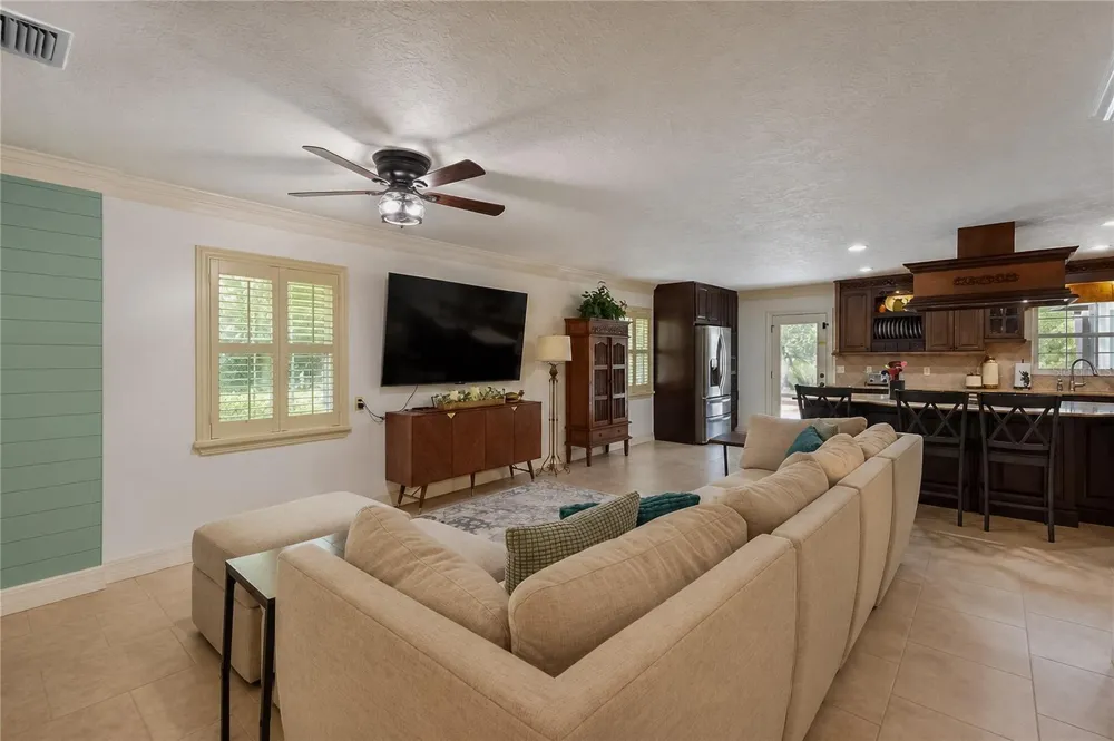 2178 WATERSEDGE DRIVE Crystal River, FL 34429
