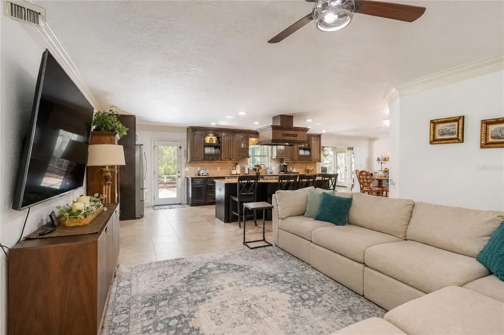 2178 WATERSEDGE DRIVE Crystal River, FL 34429