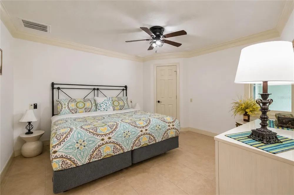 2178 WATERSEDGE DRIVE Crystal River, FL 34429