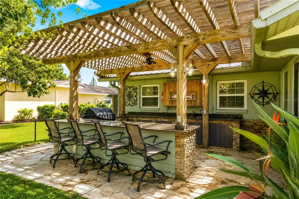 2178 WATERSEDGE DRIVE Crystal River, FL 34429