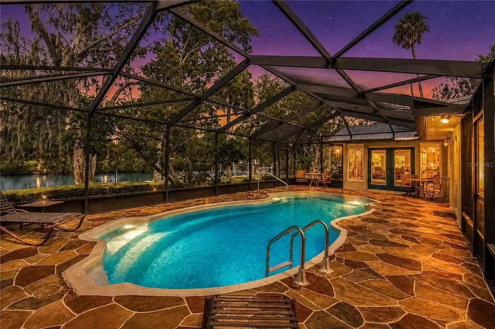 2178 WATERSEDGE DRIVE Crystal River, FL 34429