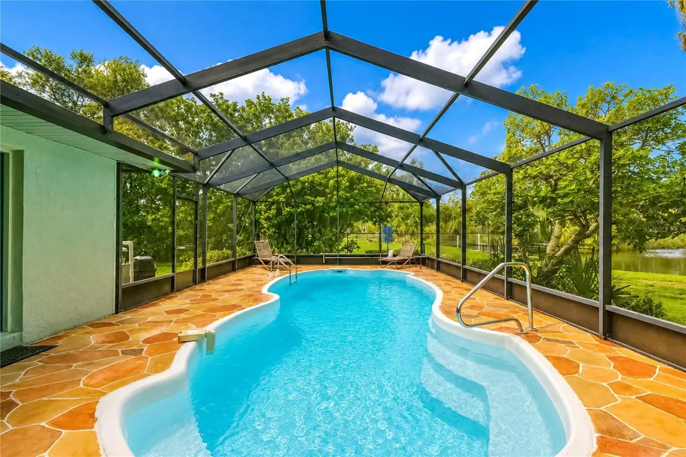2178 WATERSEDGE DRIVE Crystal River, FL 34429