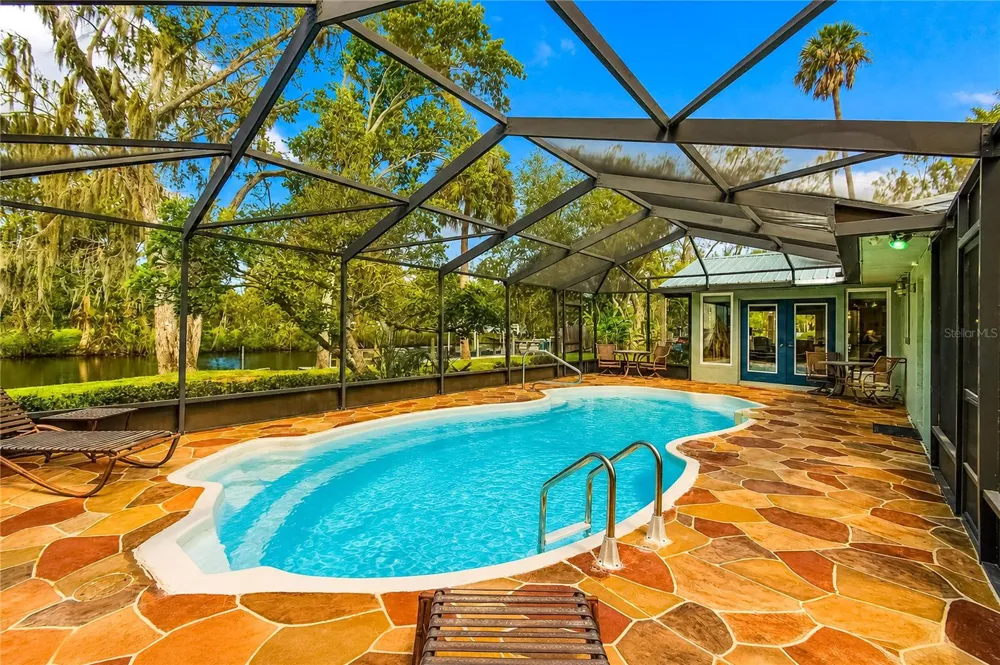 2178 WATERSEDGE DRIVE Crystal River, FL 34429