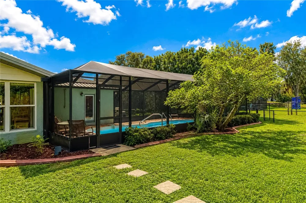 2178 WATERSEDGE DRIVE Crystal River, FL 34429