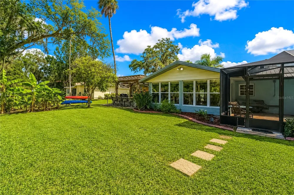 2178 WATERSEDGE DRIVE Crystal River, FL 34429