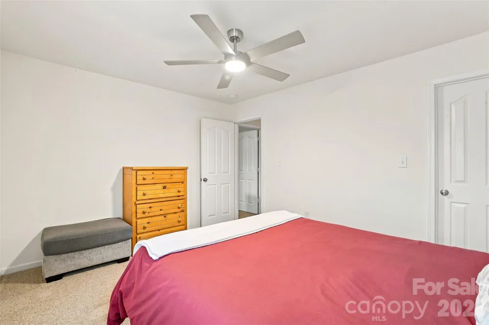 1773 Eastway Drive Dallas, NC 28034