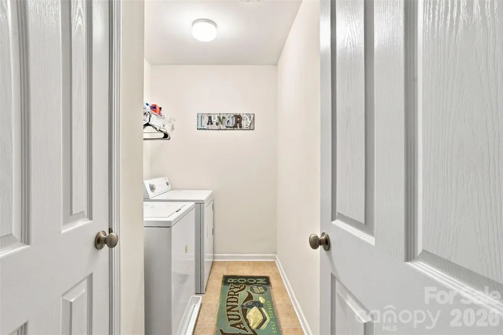 1773 Eastway Drive Dallas, NC 28034