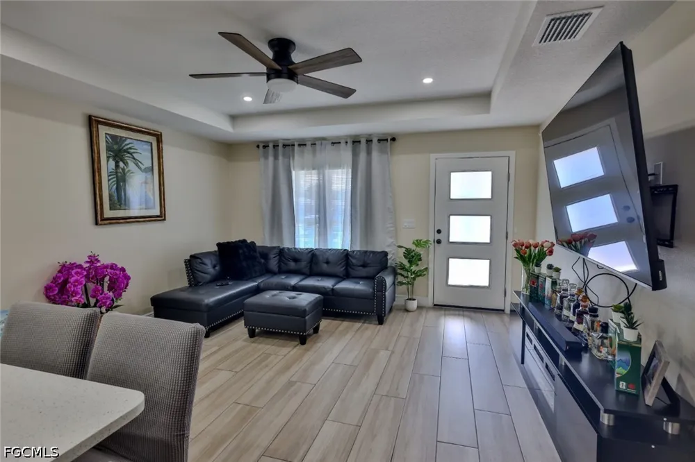 12th Street E Bradenton, FL 34203