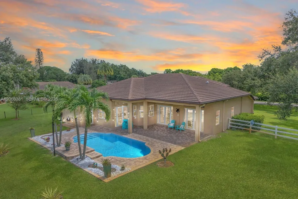 2979 SW 144th Ter Davie, FL 33330