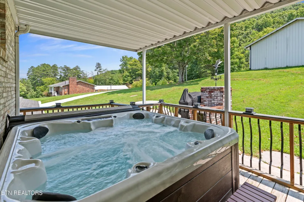 6818 Texas Valley Rd Knoxville, TN 37938