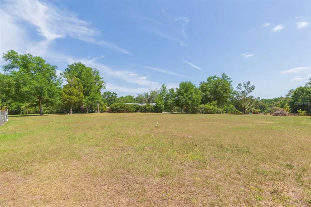 34211 BLANTON ROAD Dade City, FL 33523