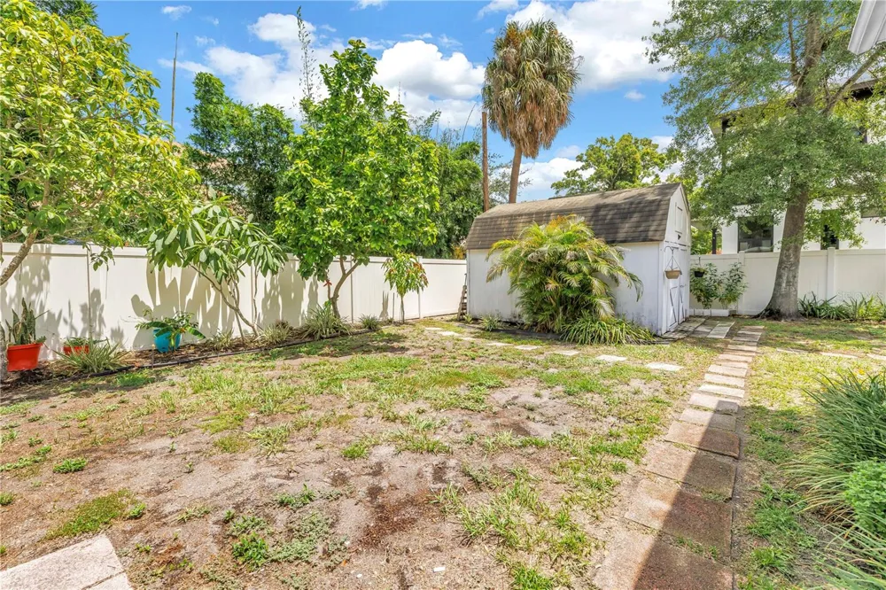 2711 W FIG STREET Tampa, FL 33609