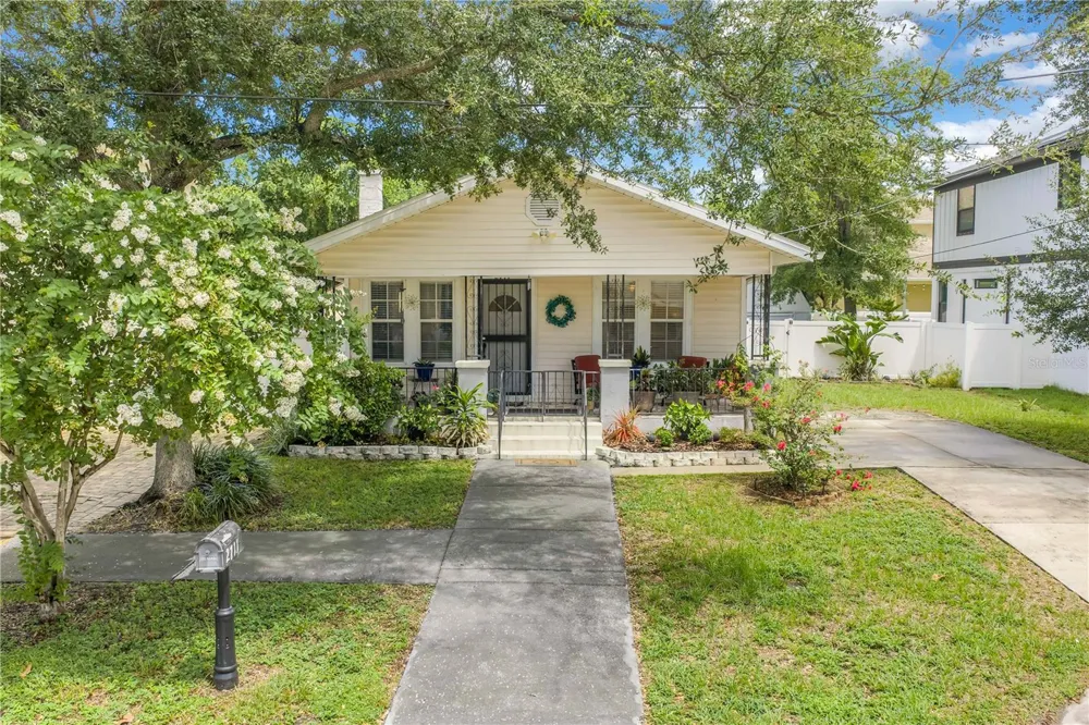 2711 W FIG STREET Tampa, FL 33609